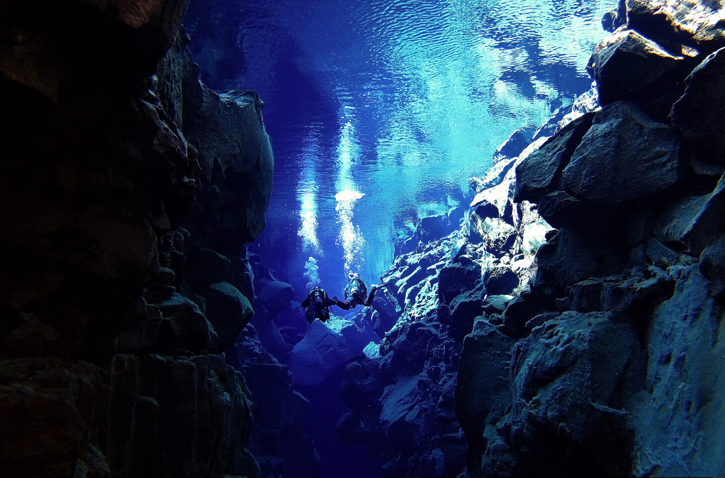 Diving_in_Silfra_Iceland.jpg thumbnail